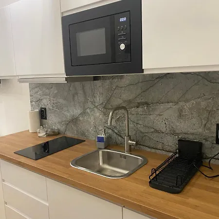 Mikubo Apartament *