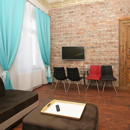 Mikubo Apartament *