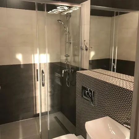 Mikubo Apartament *